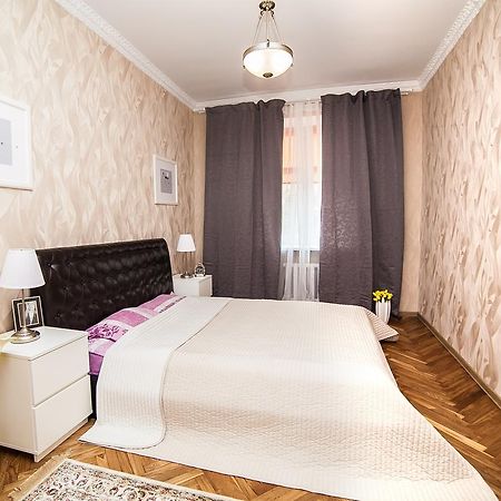Apartment Lenina 3 Minsk Dış mekan fotoğraf