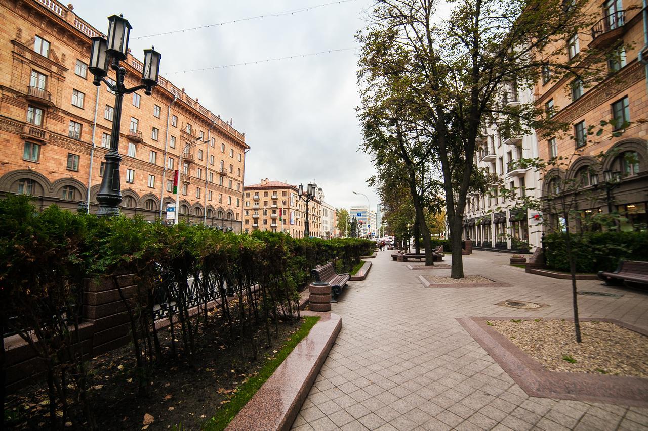 Apartment Lenina 3 Minsk Dış mekan fotoğraf