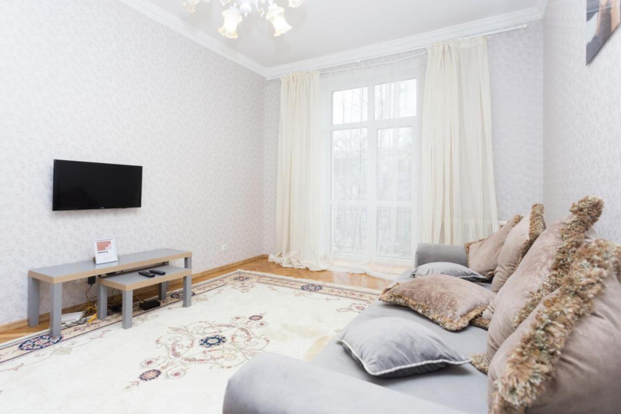 Apartment Lenina 3 Minsk Dış mekan fotoğraf